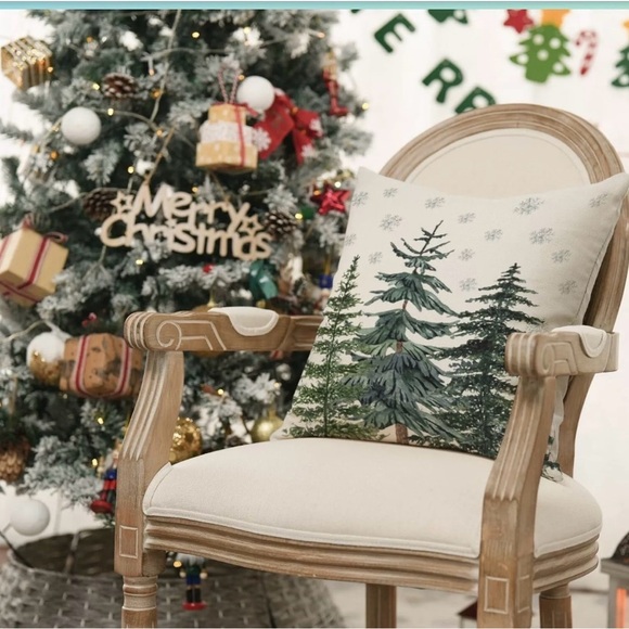 Holiday Decorative Pillow Covers 4 Pieces Winter Christmas Pillow Cases - Picture 4 of 11